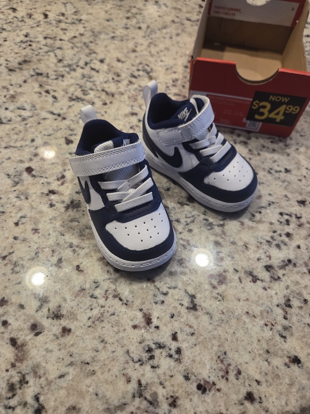 Kids' Nike Court Borough Low Hook-and-Loop Sneakers
